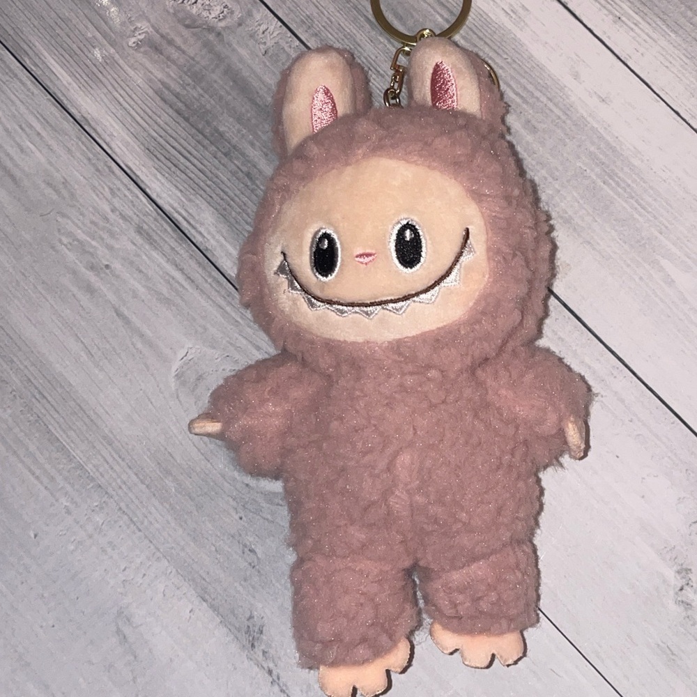 💕Labubu Doll Key Chain In Pink 💕